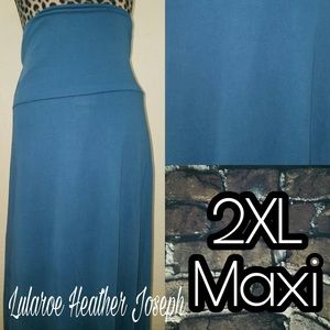 Lot Of 2 LuLaRoe Maxis